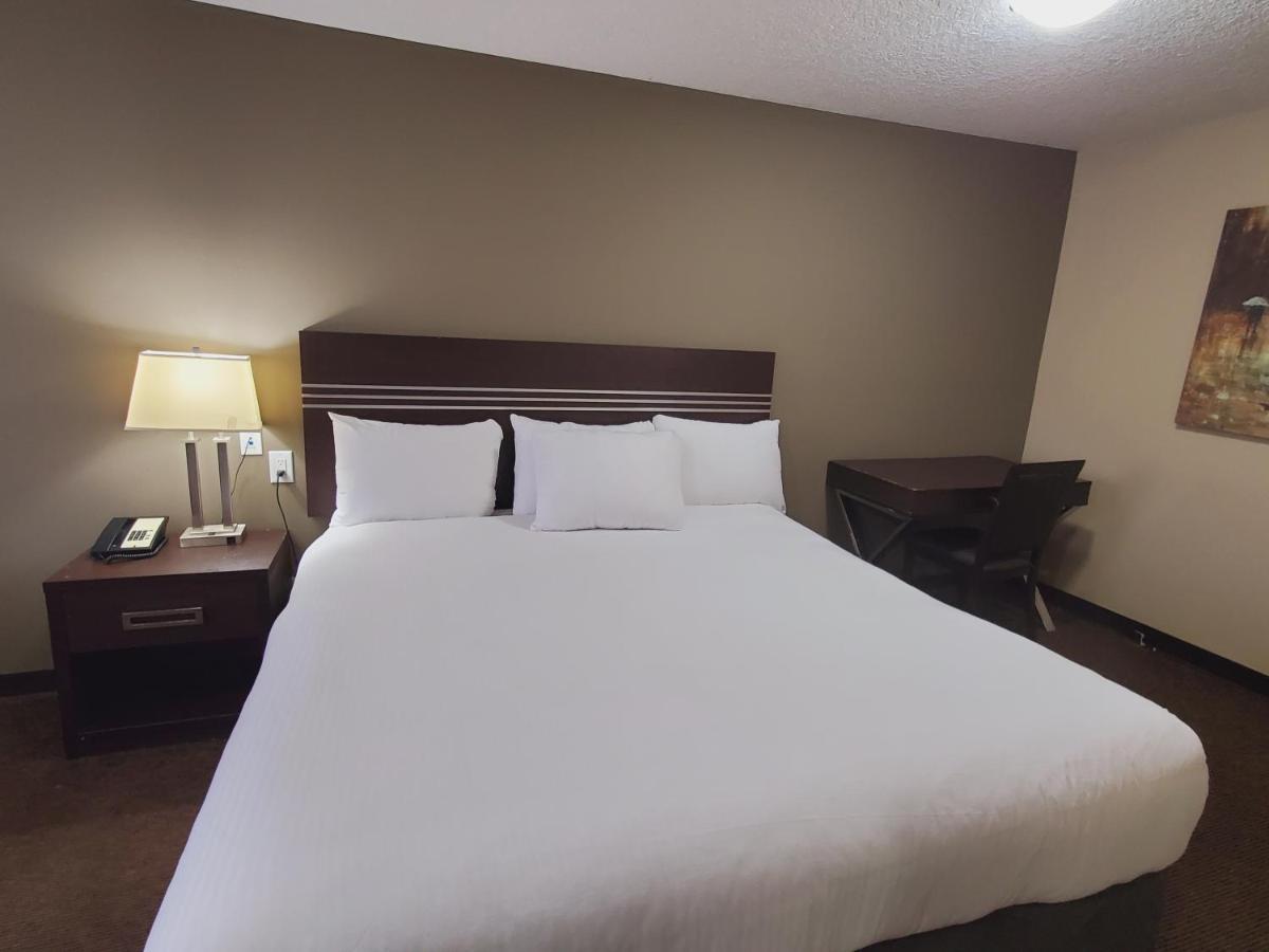 Royal Lodge Edmonton Dış mekan fotoğraf