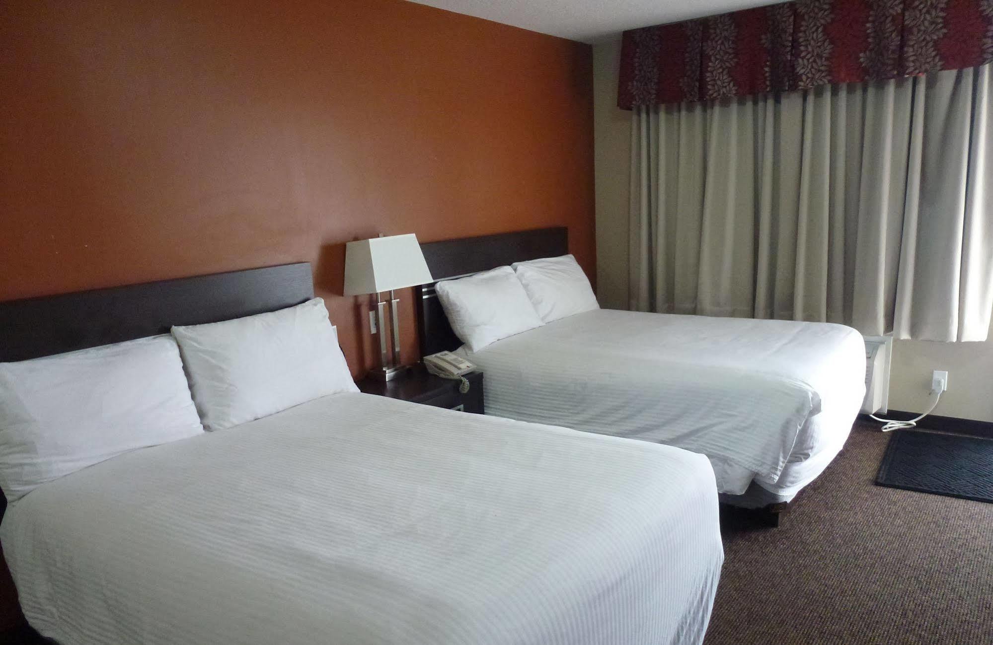 Royal Lodge Edmonton Dış mekan fotoğraf