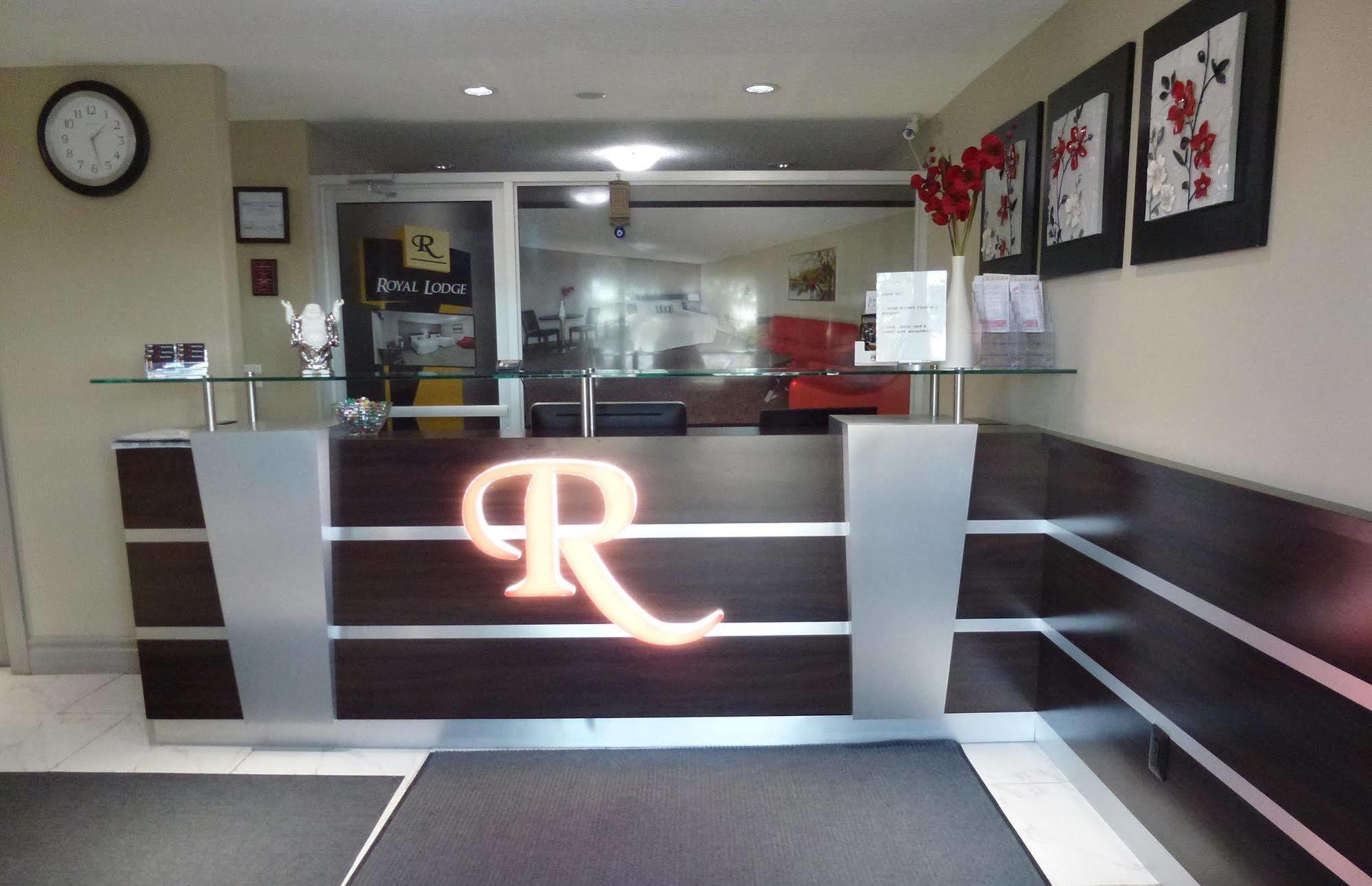 Royal Lodge Edmonton Dış mekan fotoğraf